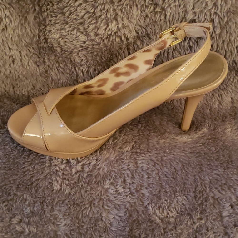 Nude Peep Toe Heels